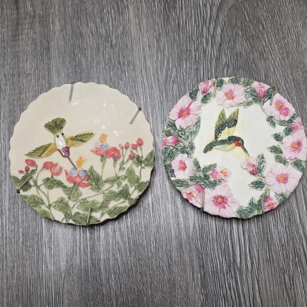 VTG 1996 Floral Hummingbird Ceramic Plate - Set of 2 5.25"